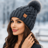 Cappello invernale - maglia a treccia - pompon